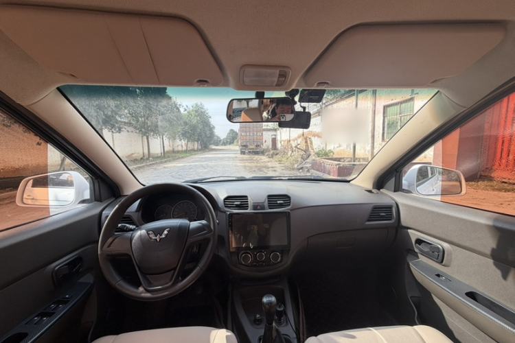 Used Wuling Hongguang 2016 1.5L Restyled S Comfort Version