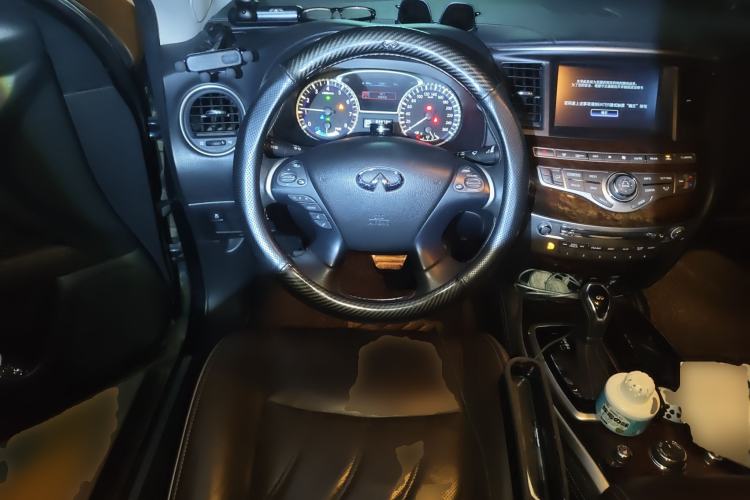 Used Infiniti QX60 2016 2.5 S/C Hybrid Two-Wheel-Drive Excellence Edition China V Standard