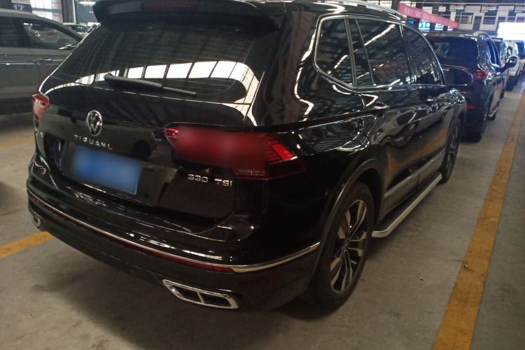 Used Volkswagen Tiguan L 2023 330TSI Automatic Two-Wheel Drive R-Line Enjoyment Edition Rear Right 45 Deg