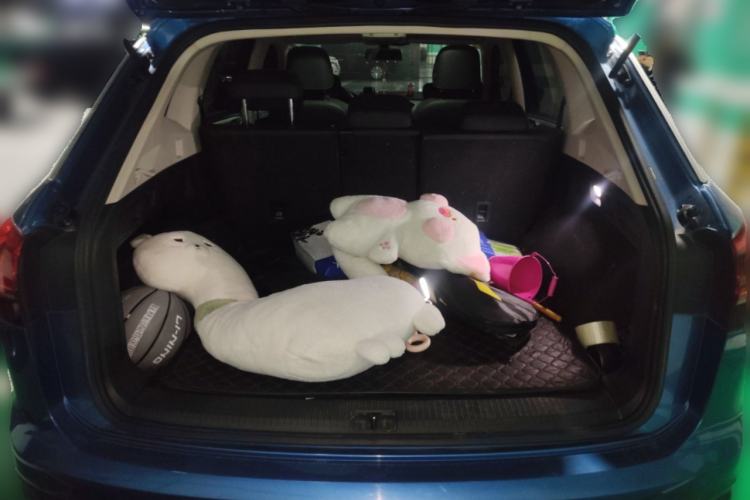 Used Volkswagen Tayron 2019 330TSI Two-Wheel-Drive Luxury Version China V Emission Standard Trunk