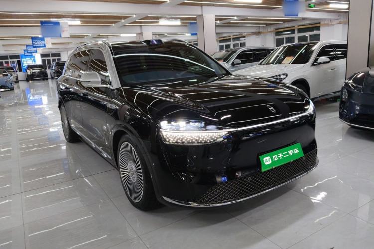 Used Hima AITO M9 2025 Pure Electric Ultra Version 100 kWh 6-Seater Model Front Right 45 Deg