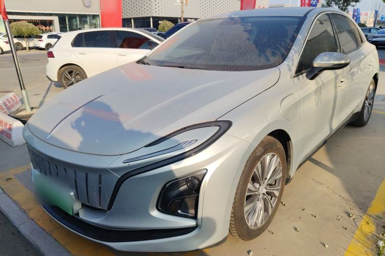 Used Hongqi E-QM5 2022 431 km Charge & Enjoy Edition