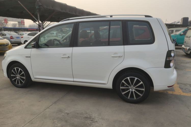 Used Volkswagen Touran 2014 1.4T DSG 30th Anniversary Edition
