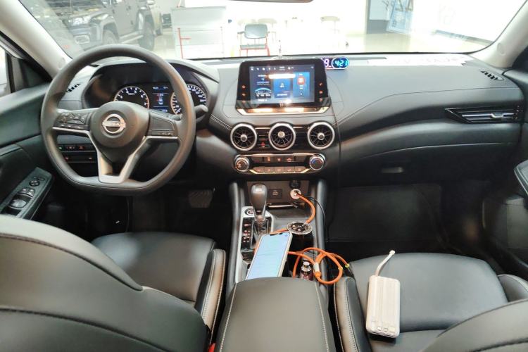 Used Nissan Sylphy 2025 1.6L CVT Genuine Edition Center Console