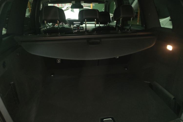 Used Mercedes-Benz GLK-Class 2015 GLK 300 4MATIC Fashion Edition Ultimate Version Trunk