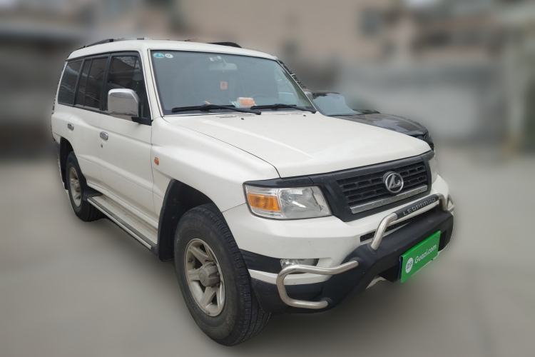 Used Leopaard Q6 2015 2.4L Manual 4x4 Excellence Edition
