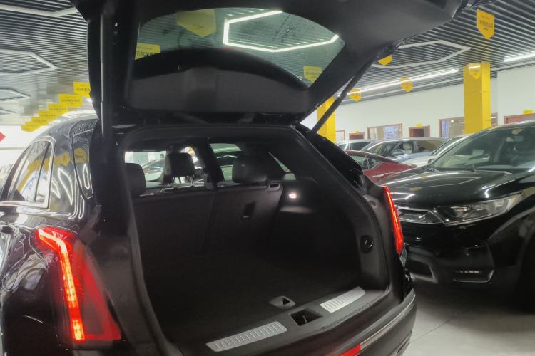 Used Cadillac XT5 2021 2.0T Two-Wheel Drive Luxury Version