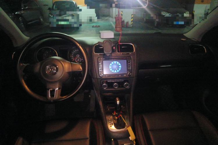 Used Volkswagen Golf 2012 1.4 TSI Automatic Comfort Edition Center Console