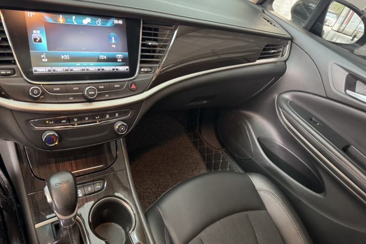 Used Buick Verano 2019 Sedan 20T Dual-Clutch Leading Model Interior 4