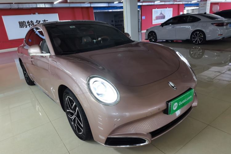 Used ORA Lightning Cat 2022 555 km Luxury Edition
