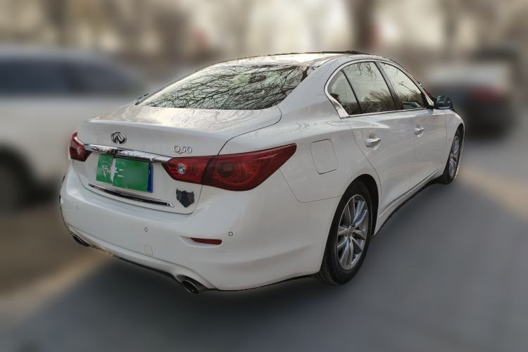 Used Infiniti Q50 2014 3.7L Luxury Edition