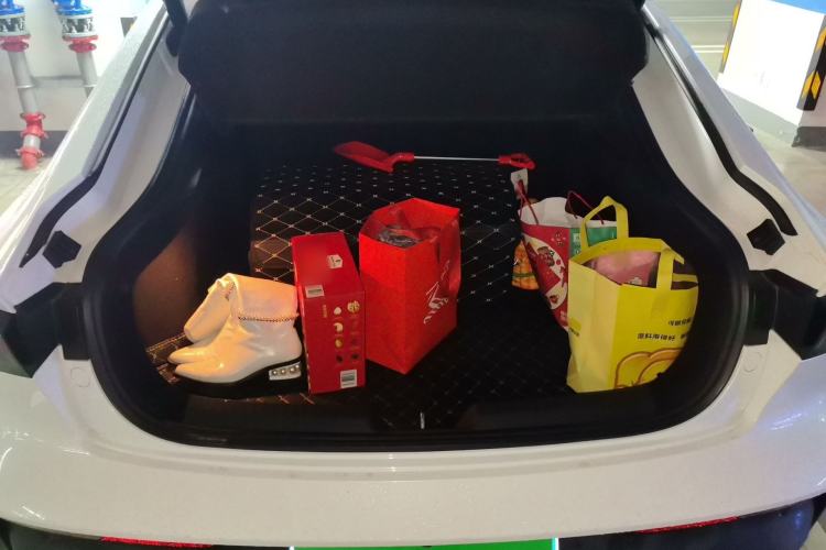 Used CHANGAN UNI-V 2022 1.5T Prestige Version
