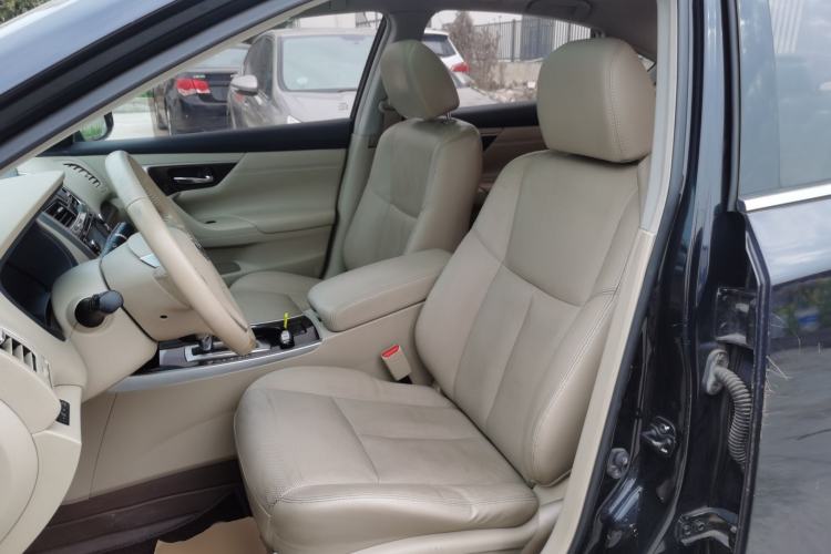 Used Nissan Teana 2013 2.0L XL Comfort Edition Left Front Seat