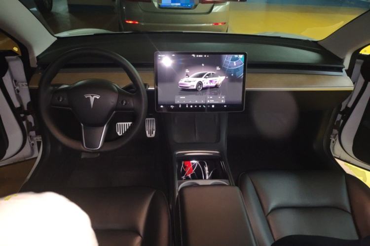 Used Tesla Model 3 2022 Rear-Wheel-Drive Version Center Console