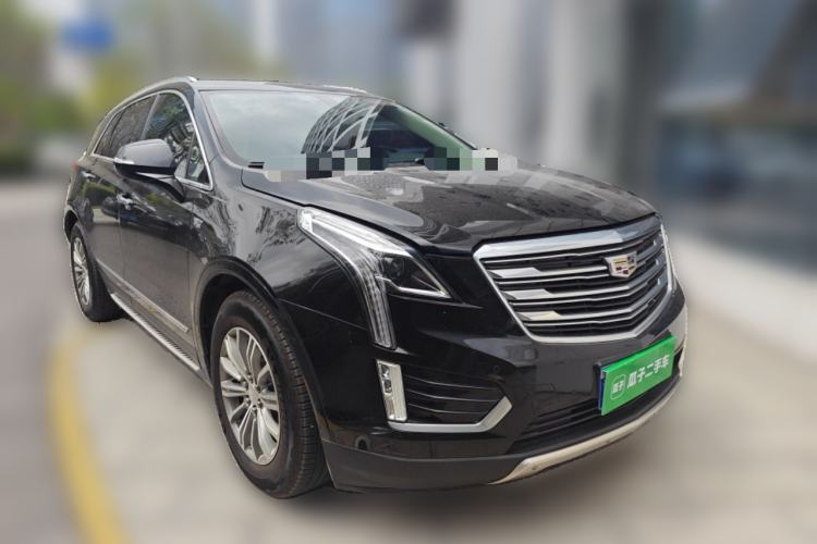 Used Cadillac XT5 2018 28T Four-Wheel Drive Luxury Model Front Right 45 Deg