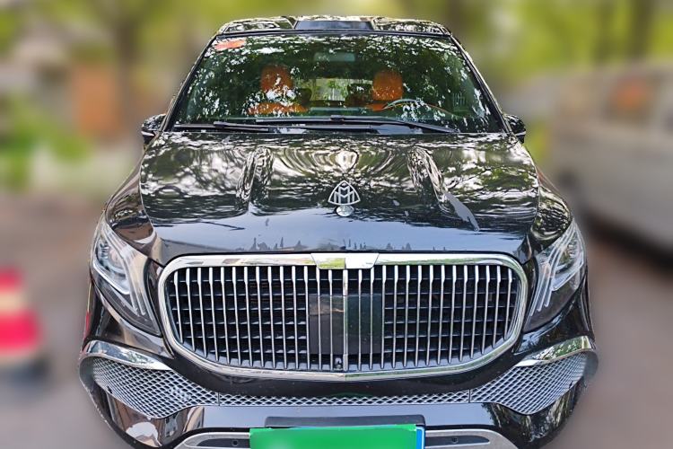 Used Mercedes-Benz V-Class 2021 V 260 Avantgarde Edition Front