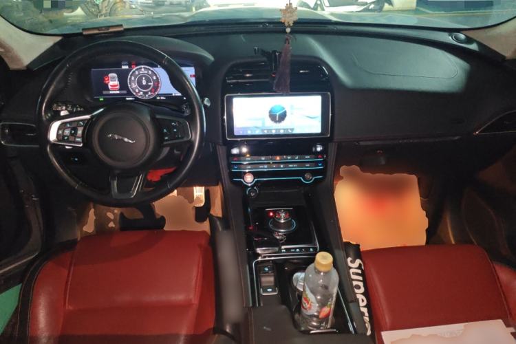 Used Jaguar F-PACE 
