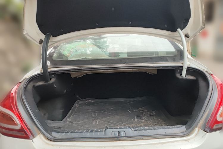 Used Peugeot 308 2014 Enjoy Edition Classic 1.6L Manual YouShang Model Trunk