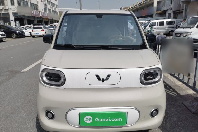 Used Wuling Hongguang MINIEV 2024 3rd Generation 215km Youth Edition Front