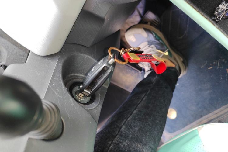 Used Chery QQ Ice Cream 2022 120km Conical Shape Lithium Iron Phosphate