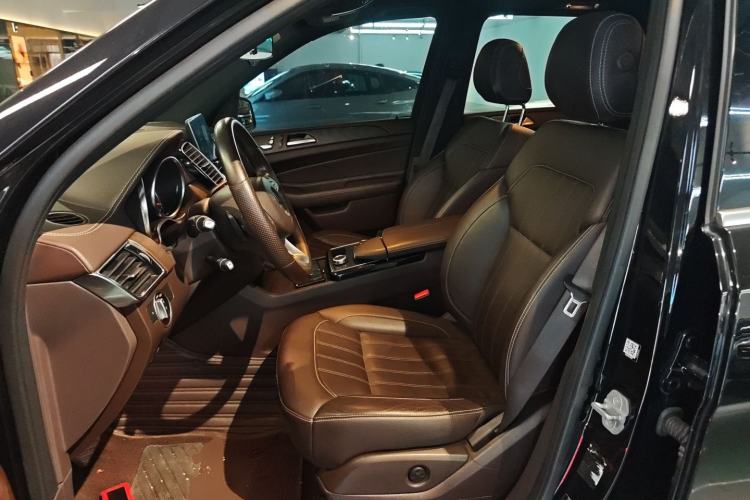 Used Mercedes-Benz GLE 2017 GLE 320 4MATIC Dynamic Model Left Front Seat