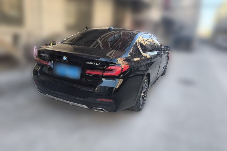 Used BMW 5 Series 2021 Facelifted 530Li Leading Edition M Sport Package