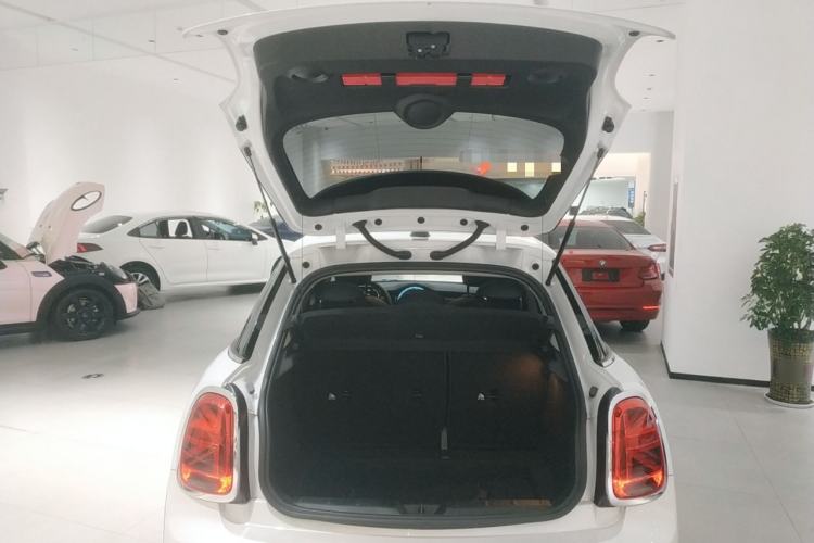 Used MINI 2023 1.5T ONE Five-Door Edition
