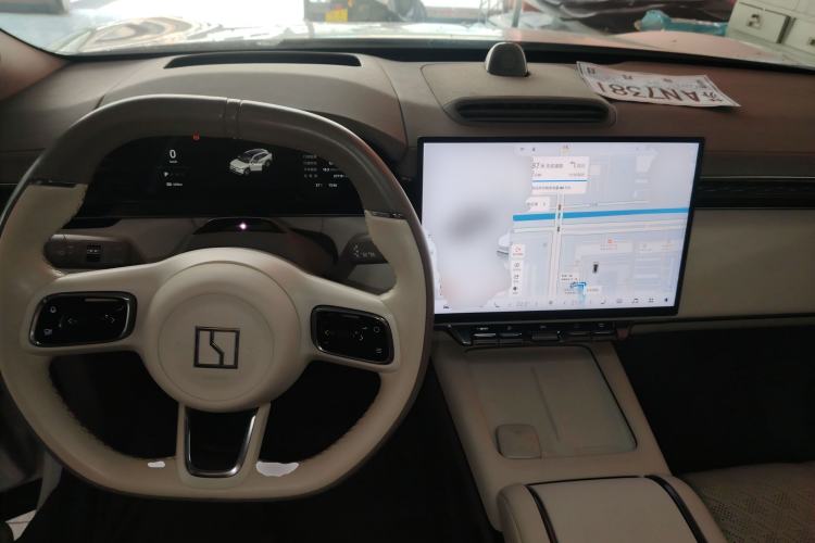 Used Zeekr 7X 2025 75 kWh Rear-Wheel Drive Intelligent Driving Version Center Console