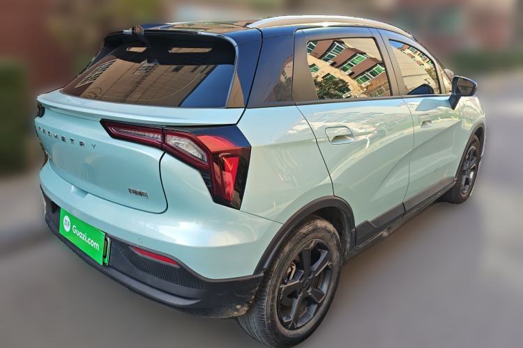 Used Geometry E Firefly 2022 401 km Linglong Tiger 4 Seats