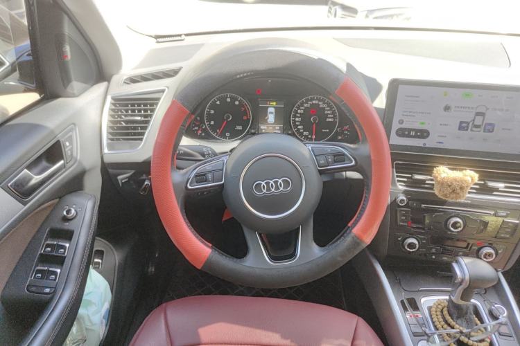 Used Audi Q5 2018 Collector's Edition 40 TFSI Technology Model