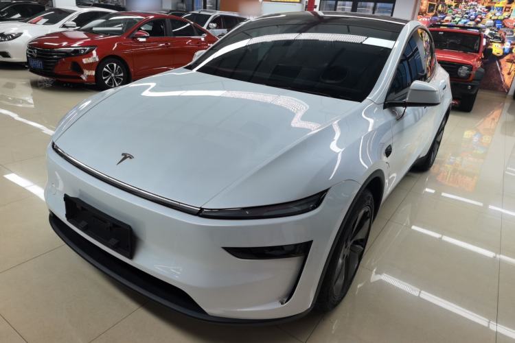 Used Tesla Model Y 2025 Rear-Wheel Drive First Edition