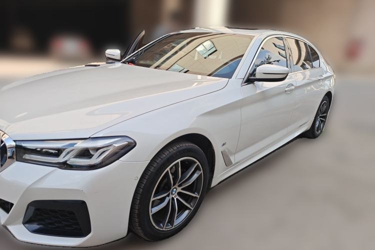 Used BMW 5 Series 2022 Second Facelift 525Li M Sport Package Guazi used car, China used car export, Used car for sale, Used cars, Cheapest cars for sale