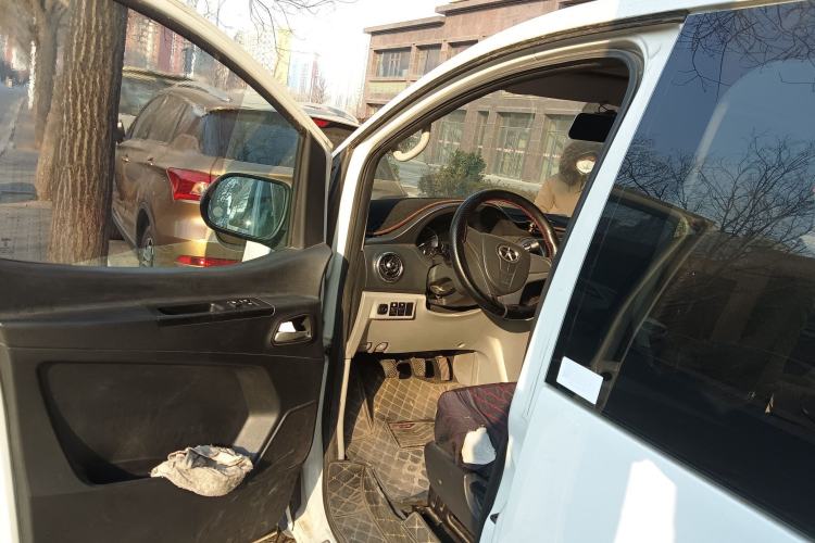 Used JAC Refine M3 2016 IKEA Edition 1.6L Luxury Smart Model