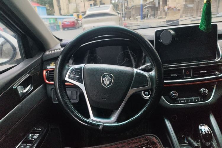 Used Foton Jiatu im8 2017 1.5L ZhiZun Model
