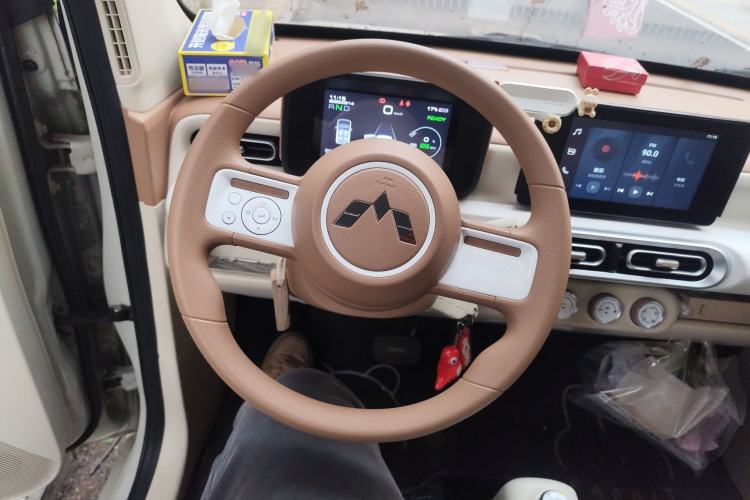 Used Wuling Hongguang MINIEV 2024 3rd Generation 170 km Steering Wheel