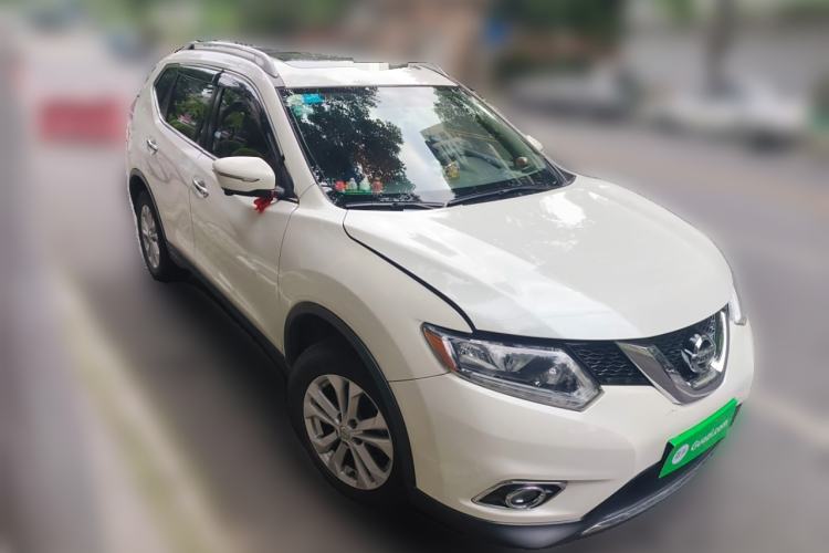 Used Nissan X-Trail 2016 2.5L CVT Sport Edition 4WD Front Right 45 Deg