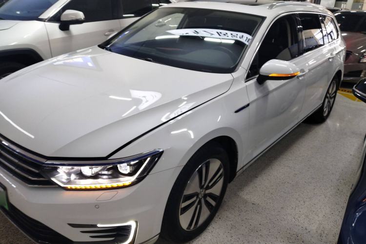 Used Volkswagen Variant New Energy 2019 GTE model