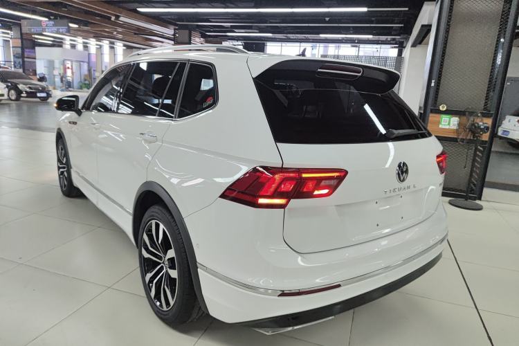 Used Volkswagen Tiguan L 2021 330TSI Automatic Two-Wheel Drive R-Line Enhanced Edition Exterior 2