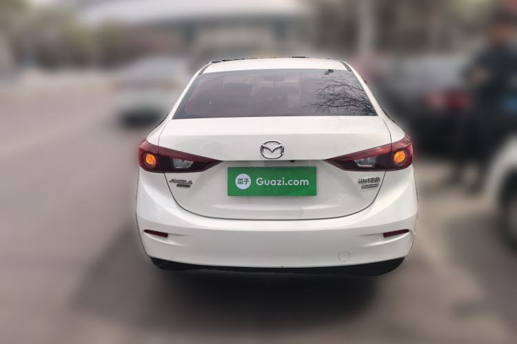 Used Mazda 3 Axela 2016 Sedan 1.5L Manual Comfort Model
