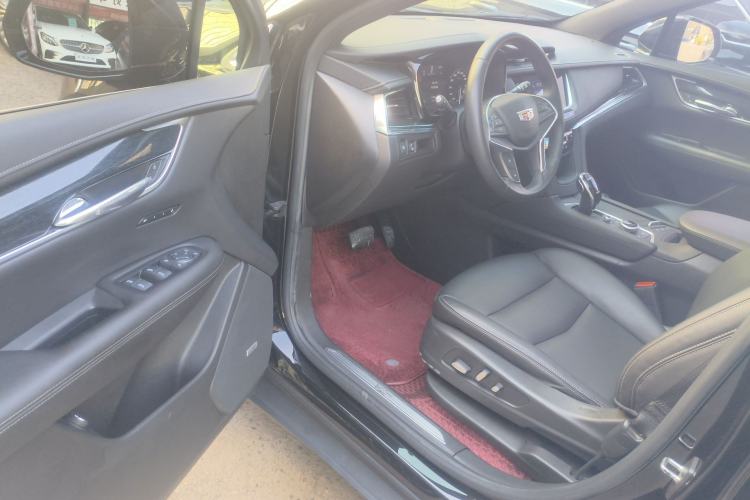 Used Cadillac XT5 2022 2.0T Two-Wheel Drive Luxury Version
