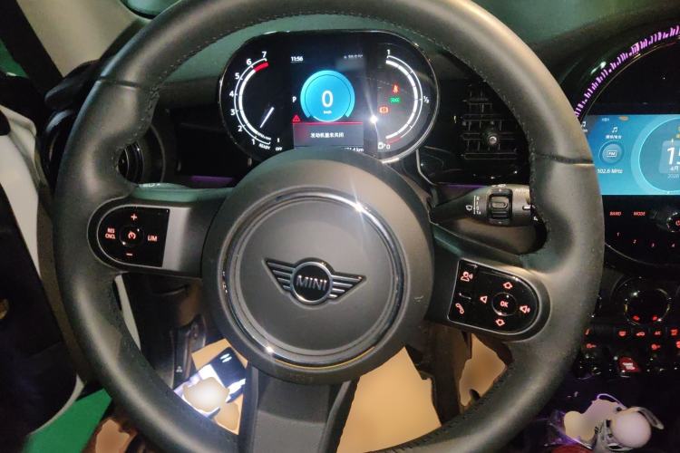 Used MINI 2023 Updated 1.5T COOPER Artist Steering Wheel