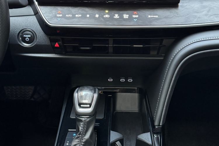 Used Toyota Camry 2024 Dual-Motor 2.0 HGVP Luxury Edition Interior 5