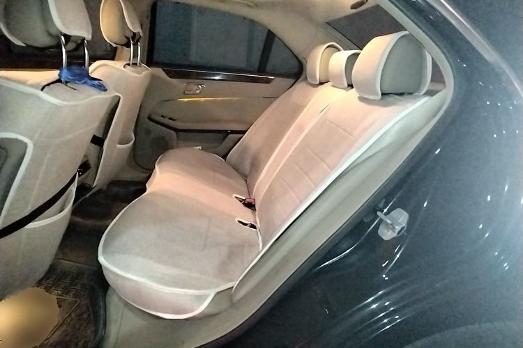 Used Mercedes-Benz E-Class 2009 E 300 Elegant Model