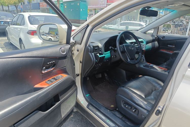 Used Lexus RX Classic 2011 270 Luxury Edition
