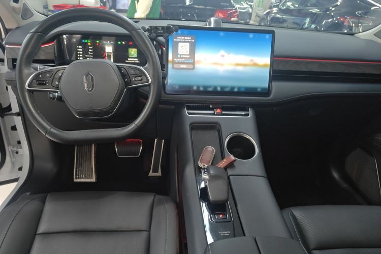 Used Hima AITO M5 2022 Range-Extended Rear-Drive Standard Version Center Console