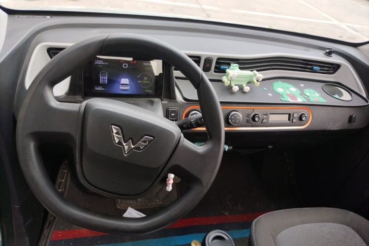 Used Wuling Hongguang MINIEV 2020 Zizai Version Lithium-NMC Center Console