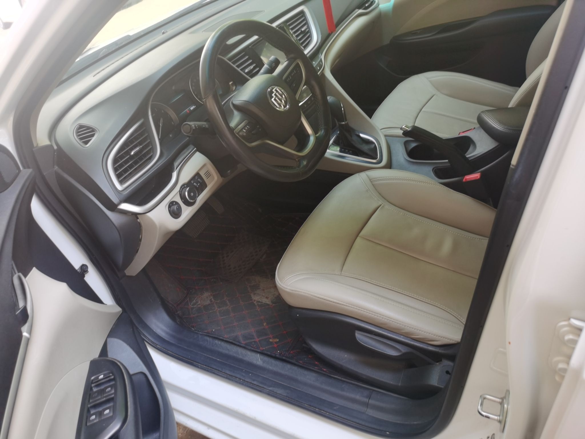 Interior delantero