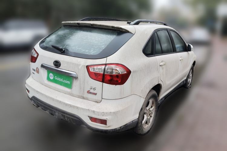 Used BYD S6 2014 2.4L Automatic Prestige 5-Seater