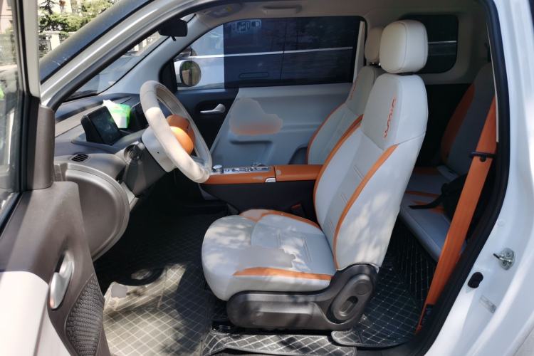 Used CHANGAN NEVO Lumin 2025 301km Honey Dew Edition Left Front Seat