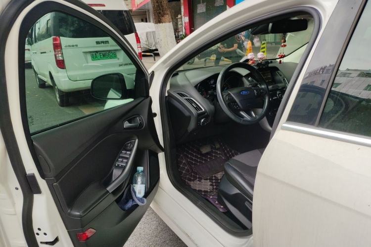 Used Ford Focus 2015 Hatchback EcoBoost 180 Automatic Sport Model